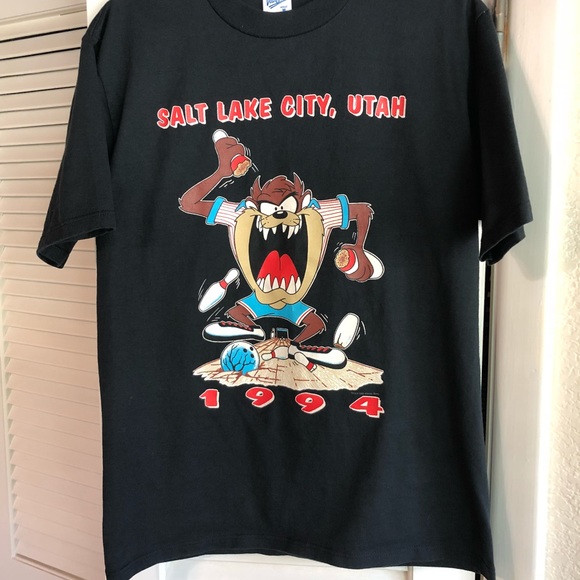Tops - Vintage 1994 Taz Utah T-Shirt